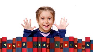 Ultima zi de grădiniță &icirc;n 2023! Mesaje, urări și felicitări pentru cei care intră la școală &icirc;n septembrie