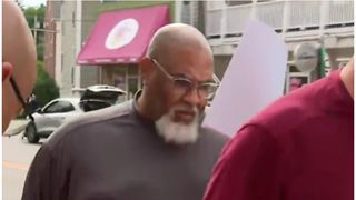 Cedric Lodge - Managerul morgii de la Harvard Medical School