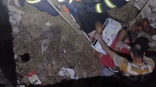 Doi bărbați din Prahova au căzut într-un canal. Unul dintre aceștia a fost rănit