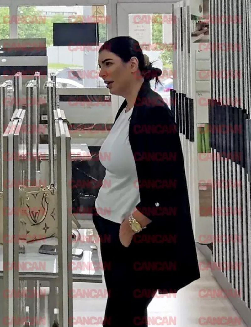 FOTO - Andreea Tonciu, cu burtica la vedere! Este diva însărcinată din nou?! „E un moment frumos”