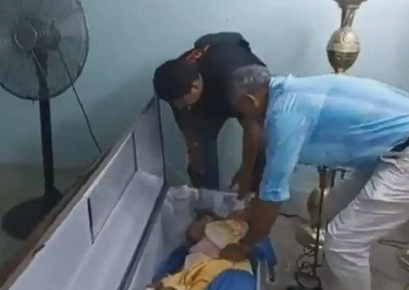 Bella Montoya, în vârstă de 76 de ani, a fost declarată moartă pentru prima dată de un medic de la un spital din orașul Babahoyo săptămâna trecută.