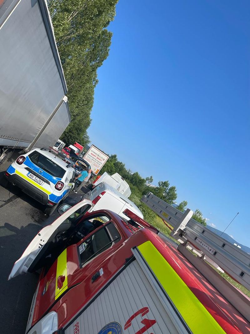 Două accidente rutiere, în județul Timiș, în mai puțin de 15 minute! Pompierii au intervenit