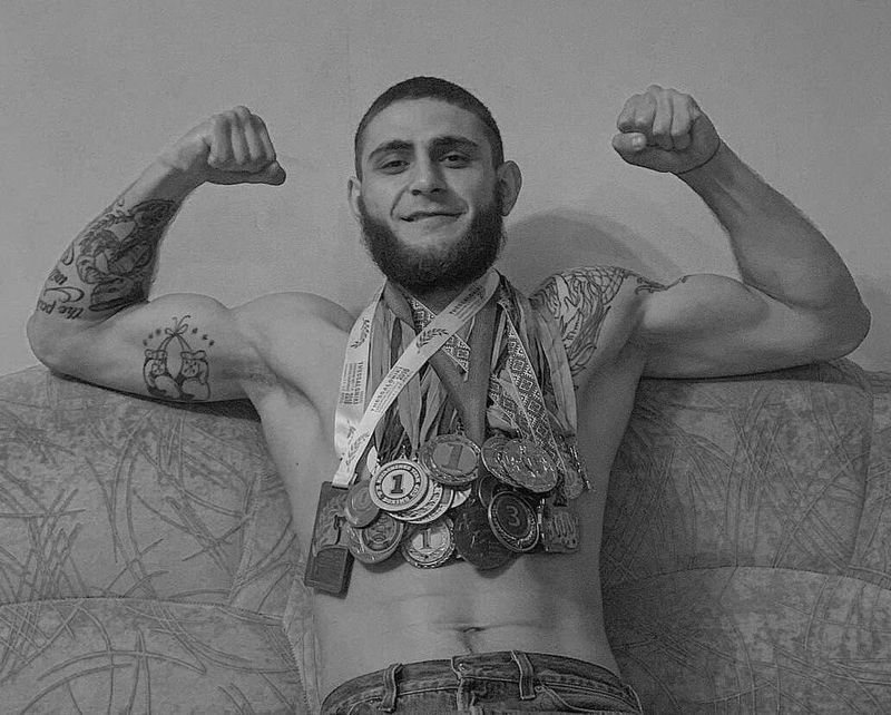 Ucraina își pierde campionii sportivi. Marius Bordusy, campion la kickboxing, și-a pierdut viața în războiul împotriva Rusiei