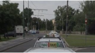Taximetriştii din toată ţara protestează astăzi, 20 iunie, nemulțumiți că și-au pierdut o mare parte din clientelă.