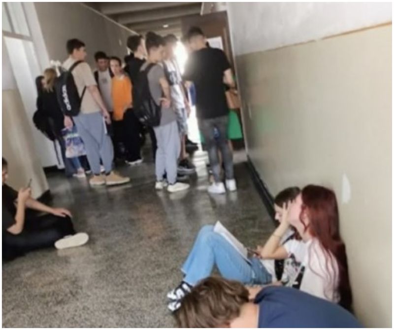 Directoarea liceului s-a deplasat deja la Inspectoratul Școlar Județean și i-a adus la cunoscut această situație șefului ISJ Constanța.