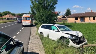 Accident rutier pe DN 1, &icirc;n localitatea Bradu. O persoană a fost transportată la spital