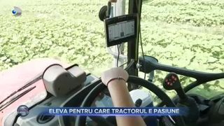 Eleva pentru care tractorul e pasiune