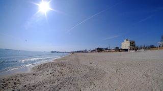 O turistă a murit, după ce a căzut de la etajul opt al unui hotel din Mamaia