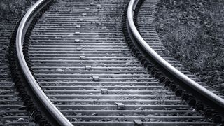 Accident mortal în Satu Mare. Un bărbat s-a aruncat în fața trenului și a murit pe loc