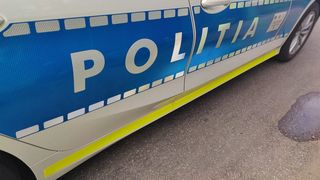 Trei persoane au fost arestate preventiv într-un dosar care vizează înşelăciuni cu criptomonede