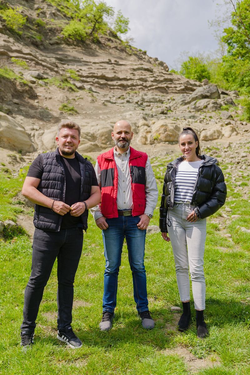 Sambata, la “ROventura”: Călătorie inedită în Geoparcul Dinozaurilor din Țara Hațegului