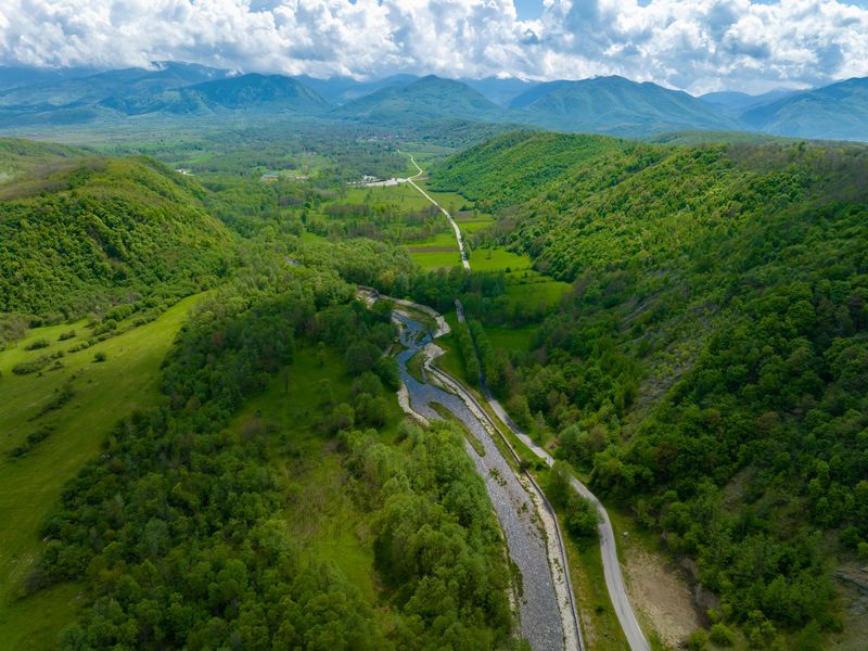 Sambata, la “ROventura”: Călătorie inedită în Geoparcul Dinozaurilor din Țara Hațegului