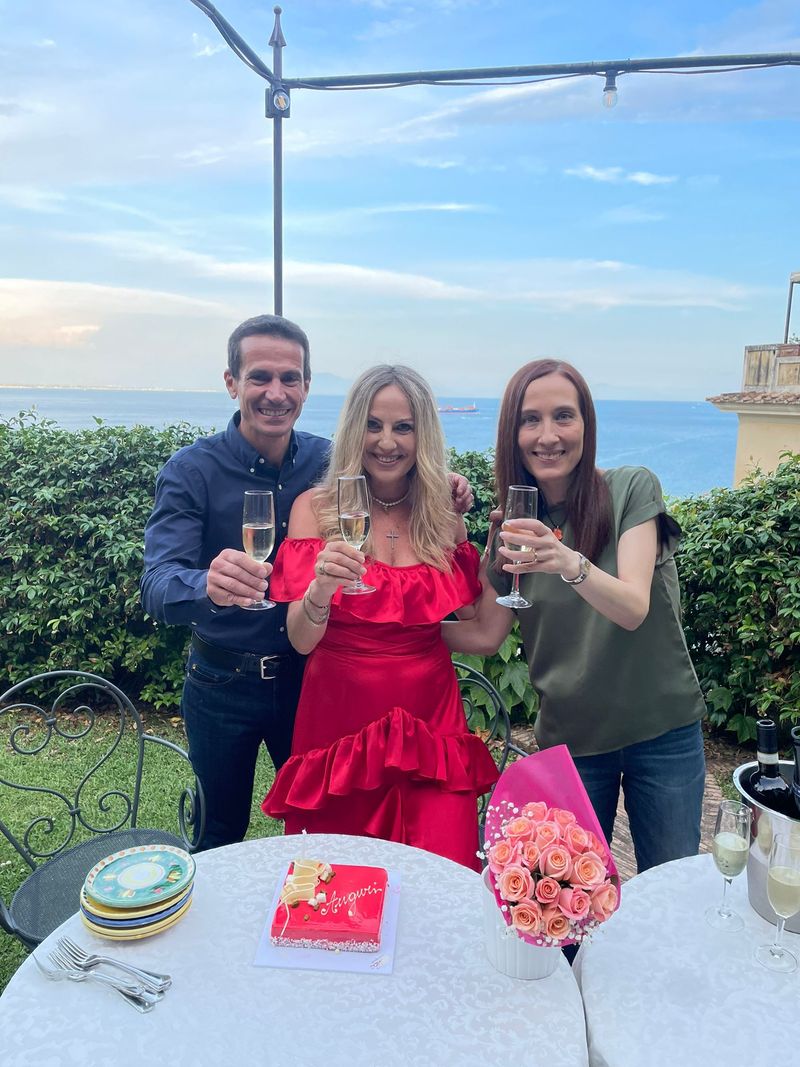 Florentina Opriș și-a sărbătorit ziua de naștere într-un palat de pe Coasta Amalfi
