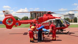 Misiune externă pentru un elicoper SMURD. Echipajul a intervenit pentru salvarea unei victime din Republica Moldova