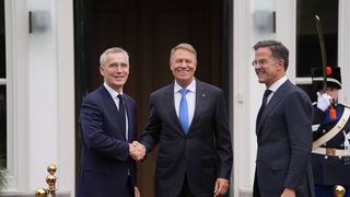Klaus Iohannis, la Haga pentru pregătirea summit-ului NATO de la Vilnius