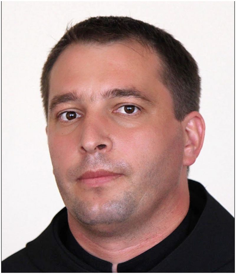 Eremia-Antonel Mîrţ -preot