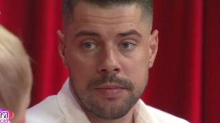 Robert a fost chemat de Irina în camera roșie. Cum a reacționat Mihaela?