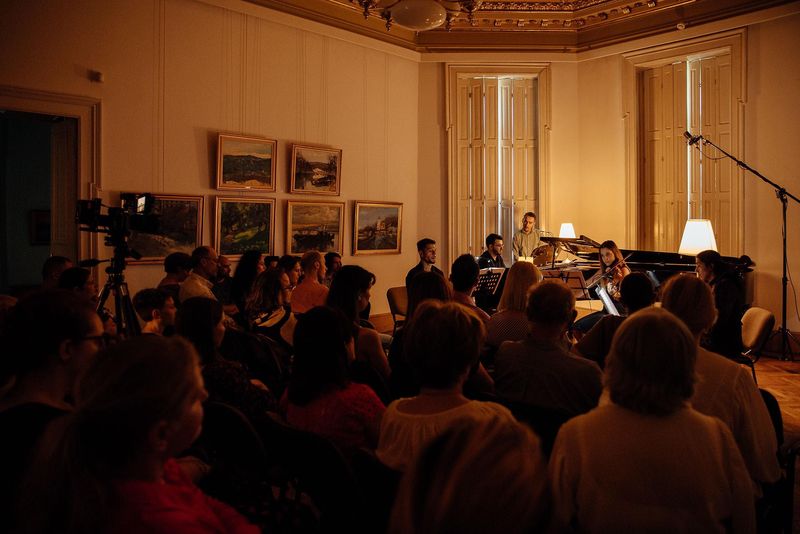 Primul recital al stagiunii Anima, care a avut debutul pe 20 iunie, a avut invitați 3 muzicieni ploieșteni.