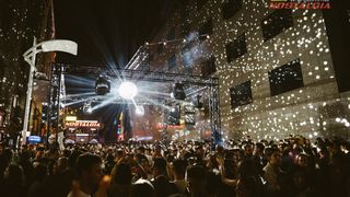 Distracția continuă în a doua seară a festivalului Nostalgia. Petrecăreții s-au distrat pe muzica anilor 90