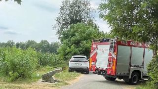 Un bărbat a fost găsit mort în condiții suspecte, cu o săgeată înfiptă în cap. Descoperire macabră