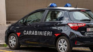 Un român a făcut scandal într-o zonă de baruri din Italia! Bărbatul care se afla sub influența alcoolului s-a ales cu interdicție pe un an