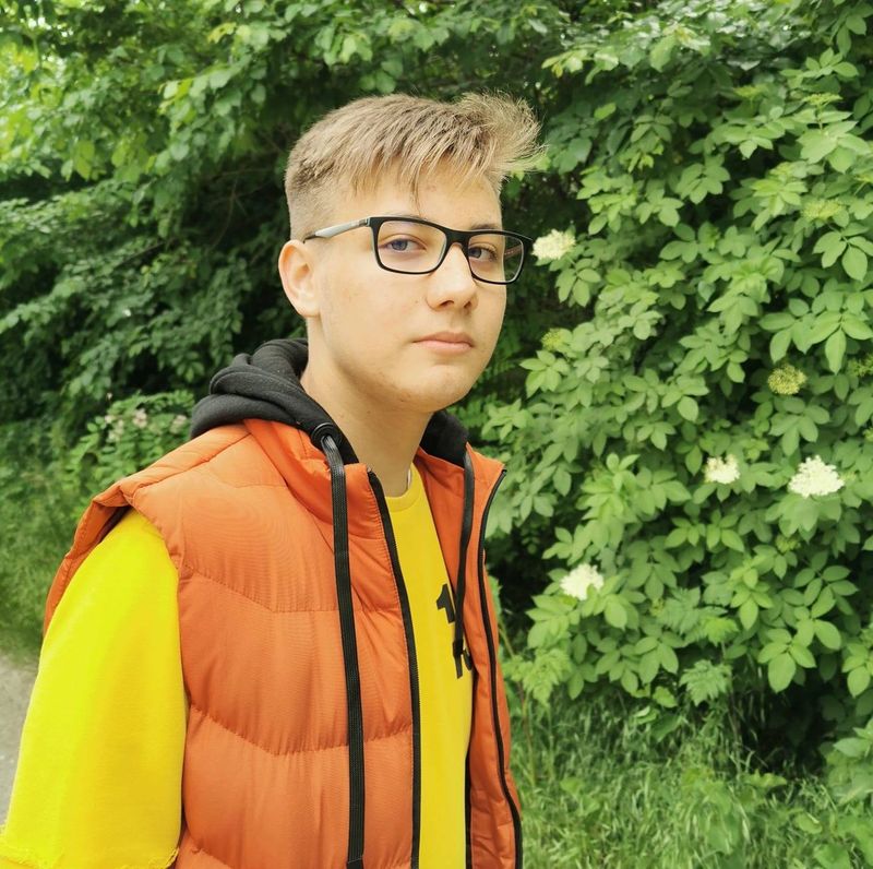 Cosmin Ioan Prodea a obținut la Evaluarea Națională tot media 10,00, singura din municipiul Huși.