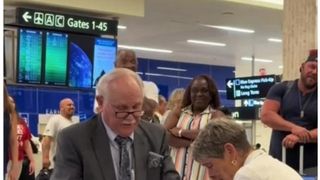 Medicul pe nume Thomas şi viitoarea sa soţie, Nancy, s-au &icirc;ndrăgostit &icirc;n urmă cu aproape şase decenii.