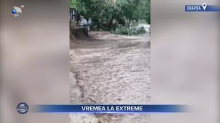 VIDEO - Vremea ne-a uimit din nou: La prânz temperaturi de 36 de grade Celsius, în timp ce seara s-a dezlănțuit urgia