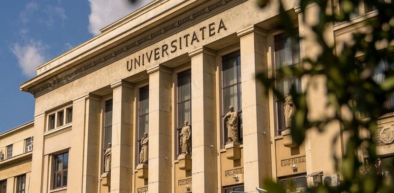 Admitere facultate 2023. Lista actelor necesare și locurile disponibile la cele mai căutate facultăți!