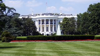 Rapoartele inițiale au indicat că substanța a fost descoperită &icirc;ntr-o bibliotecă. 