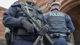 Grupare islamică în Germania. 7 persoane sunt suspecte de formarea unui grup terorist, similar cu cele din Statul Islamic