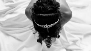 Vali Bărbulescu și Maria Andreea, nuntă de poveste &icirc;n Bucovina. Fotograful și make-up artistul, printre cei mai renumiți din &icirc;ntreaga lume