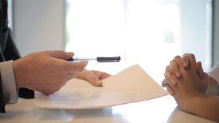 Fiecare specializare de la fiecare liceu are un cod unic, regăsit &icirc;n broșurile din județul &icirc;n care elevul dorește să se &icirc;nscrie la liceu.