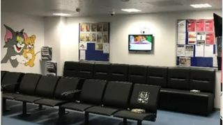 Unitatea din Kent este un centru de primire pentru copiii ne&icirc;nsoţiţi care ajung &icirc;n Marea Britanie pe mare, la bordul unor mici ambarcaţiuni.