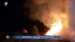 VIDEO - Incendiu violent într-o comună din județul Prahova