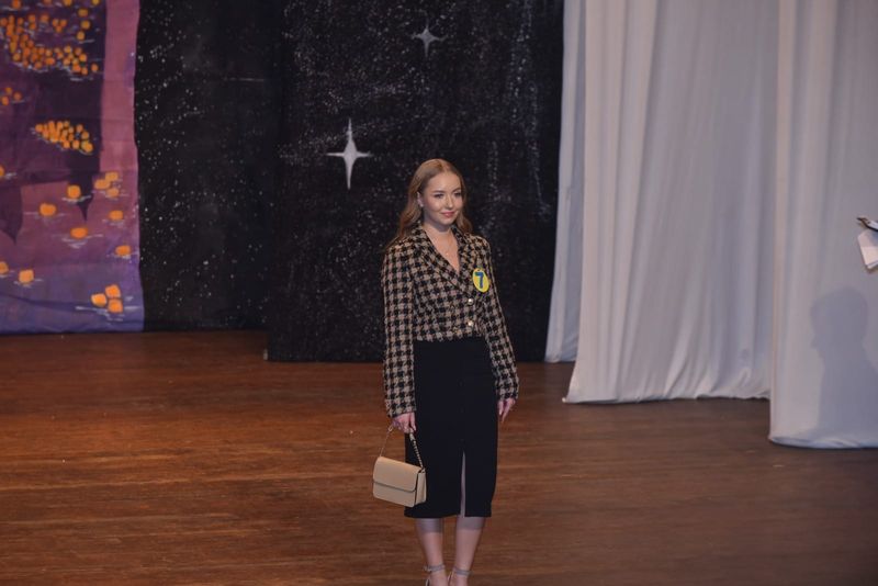 80 de medici s-au zbătut să îi pună mâinile la loc, într-o operaţie-maraton care a durat peste 20 de ore.