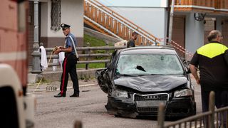 O româncă a ucis cu sânge rece o familie de turiști. Un copil de 2 ani, împreună cu tatăl și bunica, au murit striviți de roțile mașinii