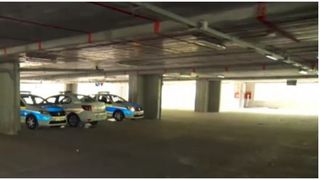 &bdquo;Trezește-l, mă!&rdquo; Reacția unor polițiști care ar fi fost găsiți dormind &icirc;n parcarea Arenei Naționale