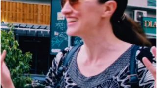 Oamenii sunt pur și simplu uimiți de modestia englezoaicei.