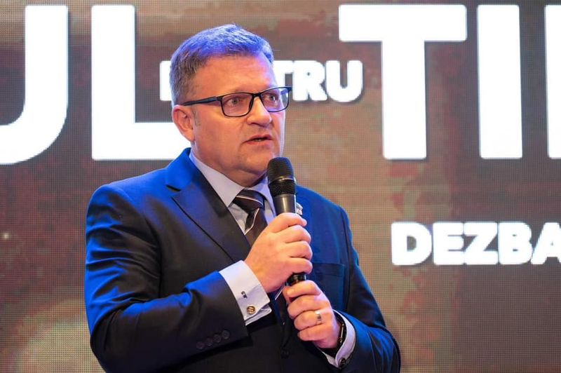 Marius Budăi - Ministrul Muncii