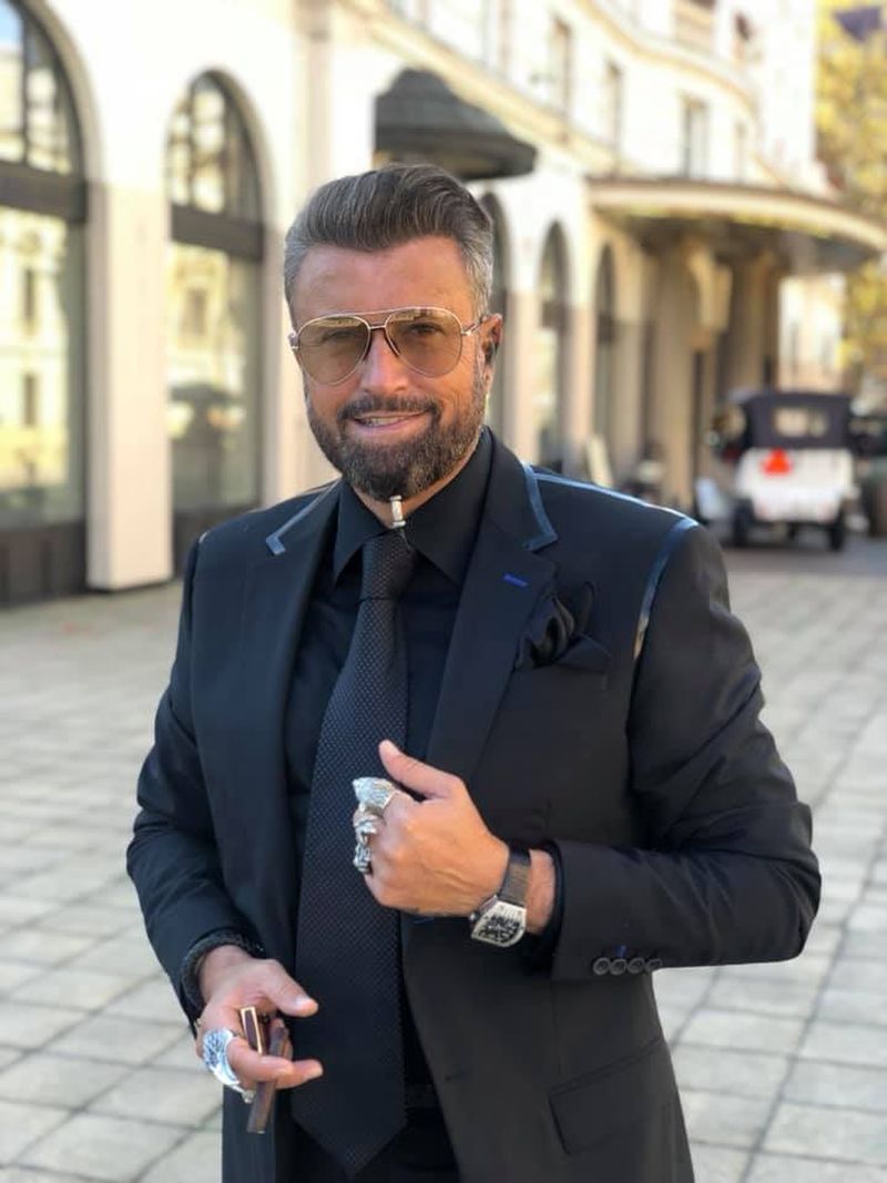 Cătălin Botezatu  - designer