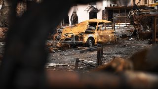 Se pare că atacul cu explozivi s-a declanșat &icirc;n timp ce un convoi al forțelor de securitate au trecut peste explozivi.