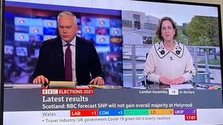 VIDEO - Propria soție l-a acuzat de pedofilie. Prezentatorul BBC plătea minori pentru conținut pornografic