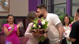 Patricia din Casa Iubirii a împlinit 20 de ani. Tânăra a fost surprinsă de concurenți