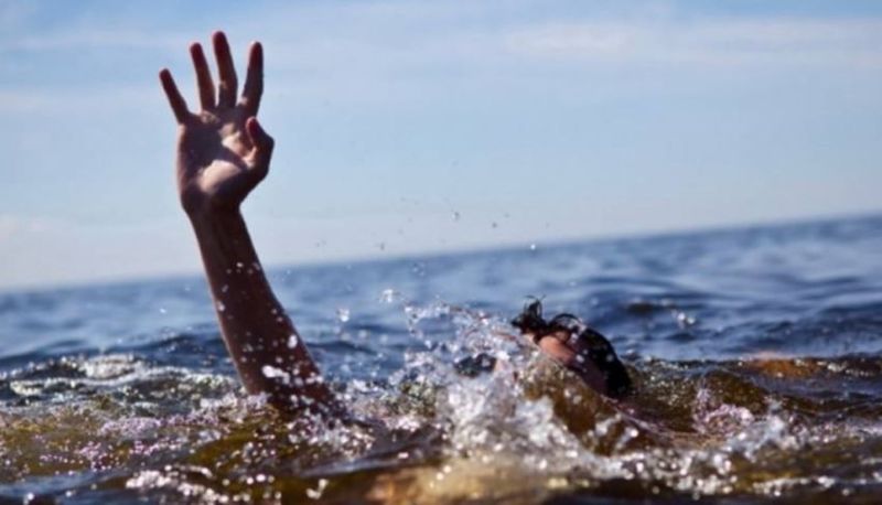 O fetiță de 11 de ani a fost la un pas de înec într-un parc acvatic din Otopeni