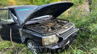 Cetățeni din Irak și Siria, găsiți înghesuiți într-o mașină de teren în Mehedinți, după ce autotursimul a fost implicat într-un accident
