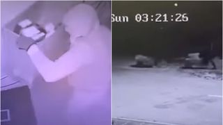 VIDEO - Țigări furate și cărate cu roaba &icirc;n Carei, județul Satu Mare. Trei indivizi au fost surprinși pe camerele de supraveghere