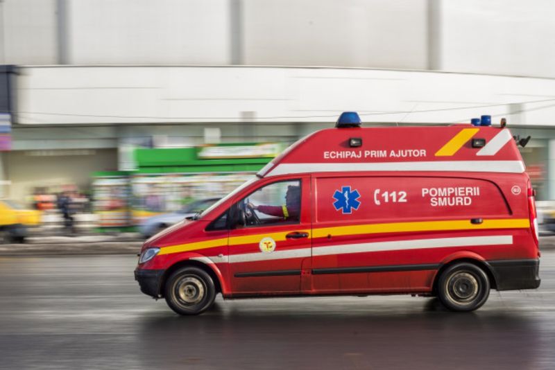 O fată de 12 ani a fost spulberată pe o șosea din Suceava. Minora nu a avut nicio șansă de supraviețuire