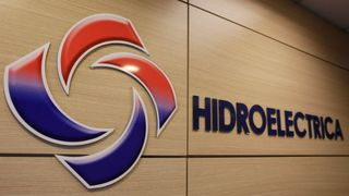 Guvernul ar putea să renunțe la plafonarea prețurilor la energie și gaze naturale &icirc;n perioada următoare.