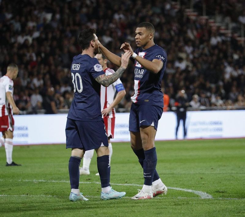 Mbappe și Messi, colegi doar două sezoane la PSG
